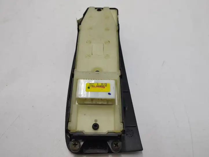 Toyota Avensis T250 (2003 - 2006) 8480205210 Блок кнопок стеклоподъемников — фото 3