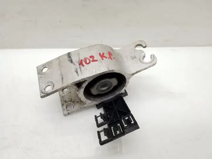 Mercedes-Benz CLA C117,X117,W117 (2013 - 2019) A2465462743 Втулка передней подвески (сайлентблок) — фото 1