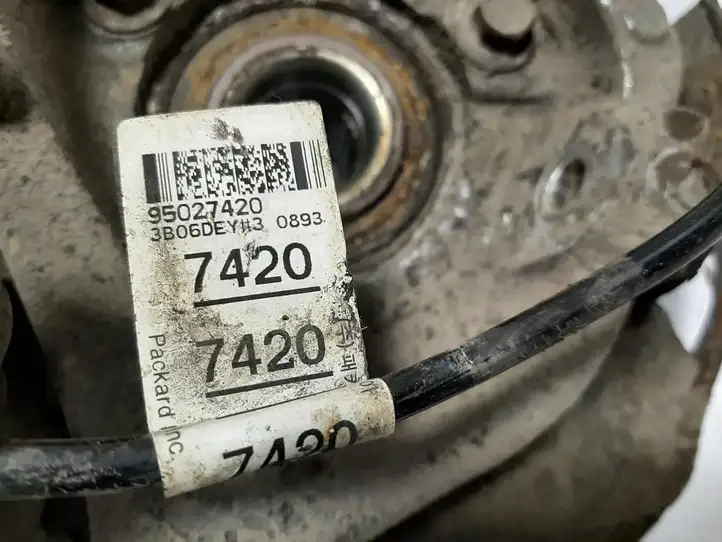Opel Antara (2011 - 2017) 95027420 Ступица колеса — фото 5