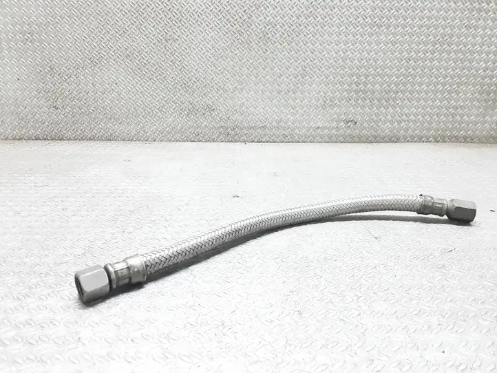 Mercedes-Benz C W203 (2000 - 2007) 2034700575 Трубки и шланги — фото 1