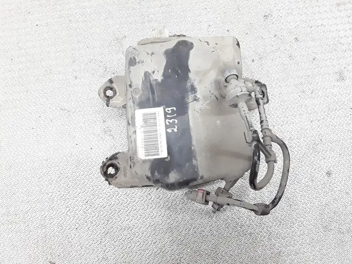 Mazda 3 I Угольный фильтр — фото 3
