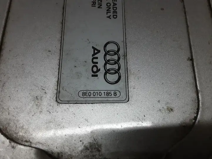 Audi A4 S4 B6 8E 8H (2000 - 2006) 8E0010185B Крышка топливного бака — фото 2