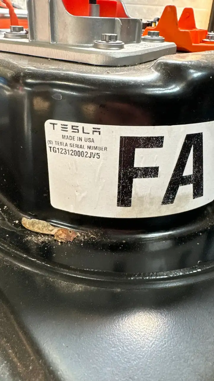 Tesla Model 3 (2017 - 2023) GTX23125000S7B Аккумулятор гибридного / электрического автомобиля — фото 2