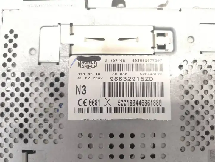Citroen C6 (2005 - 2012) 96632915ZD Магнитола / мультимедийная система — фото 9