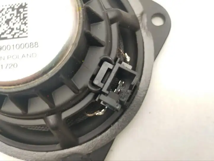 Porsche Taycan 9J1 (2019 - ) 9J1035413 Твитер задних дверей — фото 4