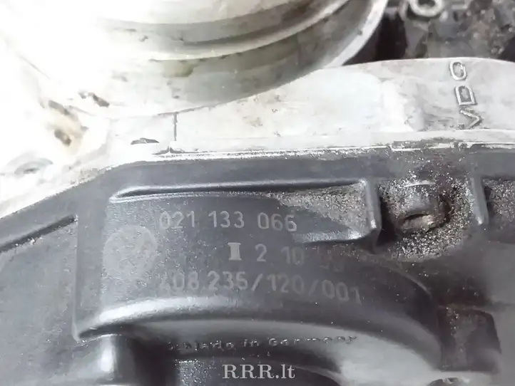 Volkswagen Bora (1998 - 2005) 021133066 Дроссельная заслонка — фото 3