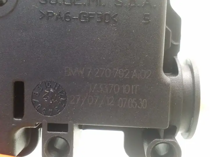 BMW 3 F30 F35 F31 (2012 - 2018) 7270792 Привод замка крышки топливного бака — фото 3