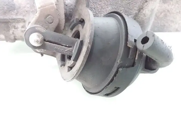 Opel Astra G (1998 - 2004) 08226803 Запорный клапан двигателя — фото 7