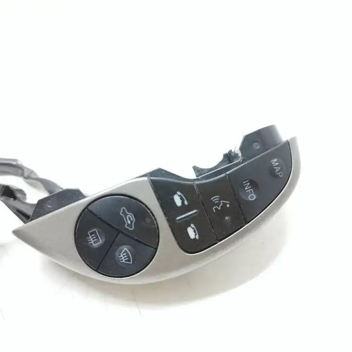 Toyota Prius (XW20) (2003 - 2009) F70CV164 Кнопки на рулевом колесе — фото 2