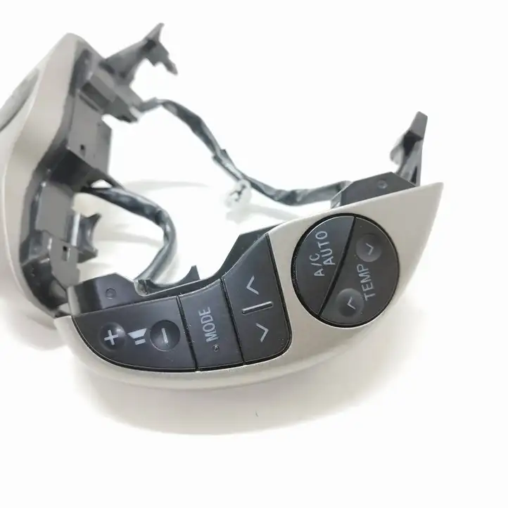 Toyota Prius (XW20) (2003 - 2009) F70CV142 Кнопки на рулевом колесе — фото 2