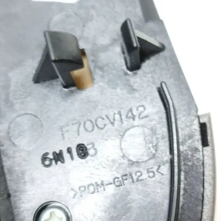 Toyota Prius (XW20) (2003 - 2009) F70CV142 Кнопки на рулевом колесе — фото 6