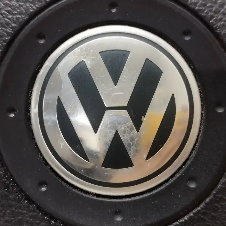Volkswagen Caddy (2004 - 2010) 2K0880201E Подушка безопасности руля — фото 2