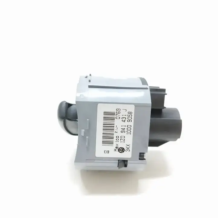Skoda Octavia Mk2 (1Z) (2004 - 2013) 1Z0941431J Включатель фонарей — фото 3
