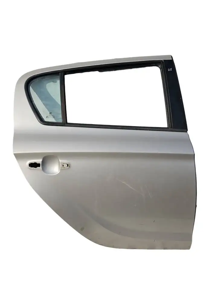 Hyundai i20 (PB PBT) (2008 - 2012) Задняя дверь — фото 1
