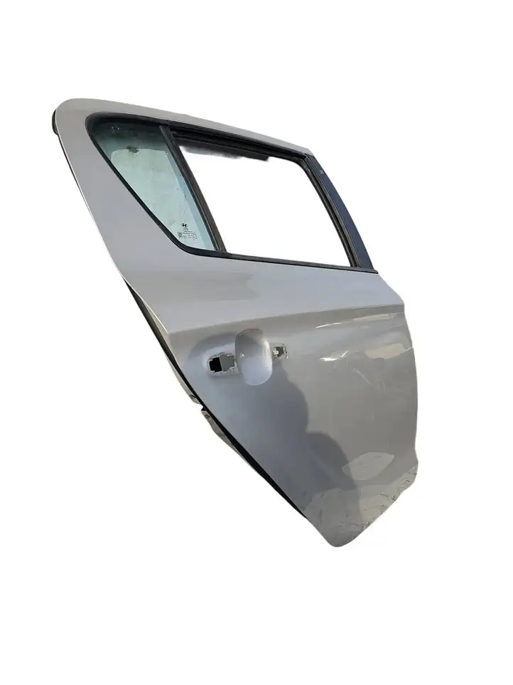 Hyundai i20 (PB PBT) (2008 - 2012) Задняя дверь — фото 4