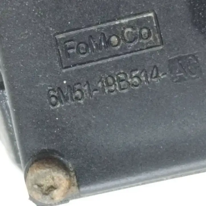 Ford Mondeo MK IV (2007 - 2014) 6M51198514AC Кнопка закрытия крышки багажника — фото 5