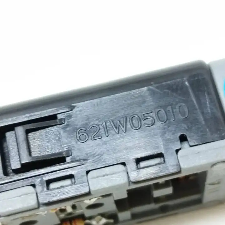 Hyundai i30 (2007 - 2012) 621W05010 Кнопка обогрева стекла — фото 6
