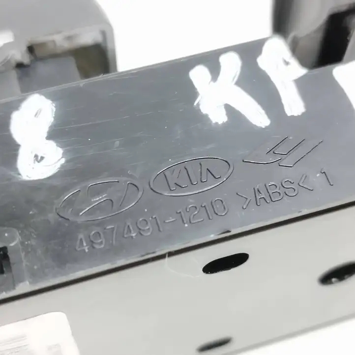 Kia Picanto (2011 - 2015) 935701Y500 Кнопка стеклоподъемников — фото 6