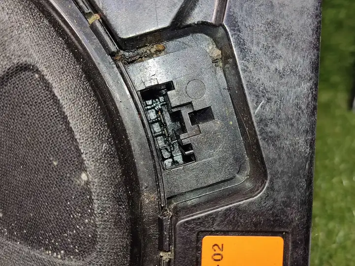 BMW 5 F10 F11 (2009 - 2016) 9169687 Сабвуфер — фото 2