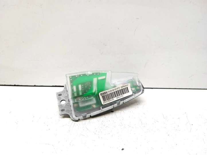 6950704 BMW X5 E70 Antena (GPS antena)