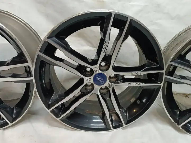 Ford Focus ST (2015 - 2018) FM5J1007DA Легкосплавный колесный диск R18 — фото 3