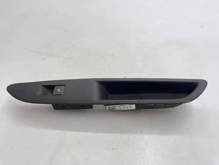 Opel Mokka (2012 - 2016) AVK22301413P Кнопка стеклоподъемников — фото 1