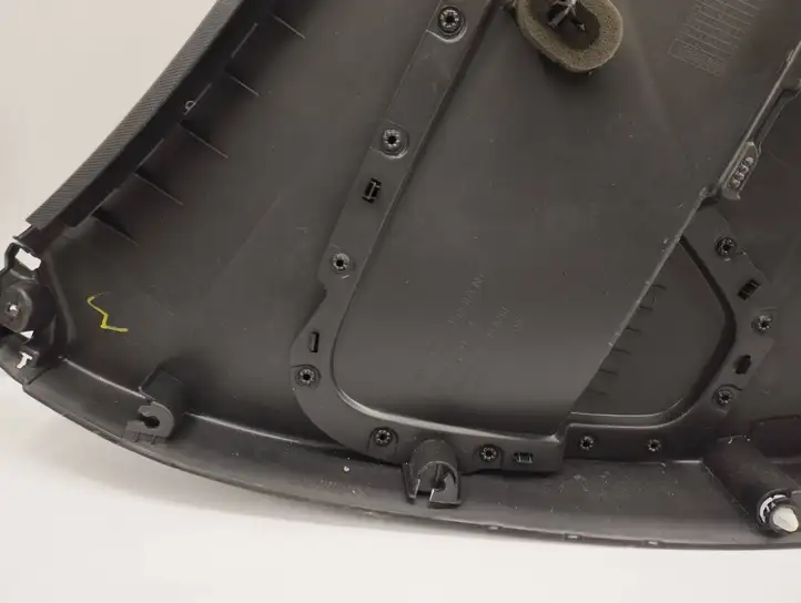 BMW 5 E60 E61 (2004 - 2010) 829A07547R Обшивка задней двери — фото 3