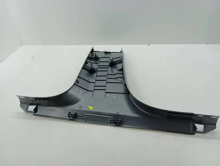 Audi A3/S3 8Y (2020 - ) 8Y0867240 Нижняя обшивка стойки B — фото 5