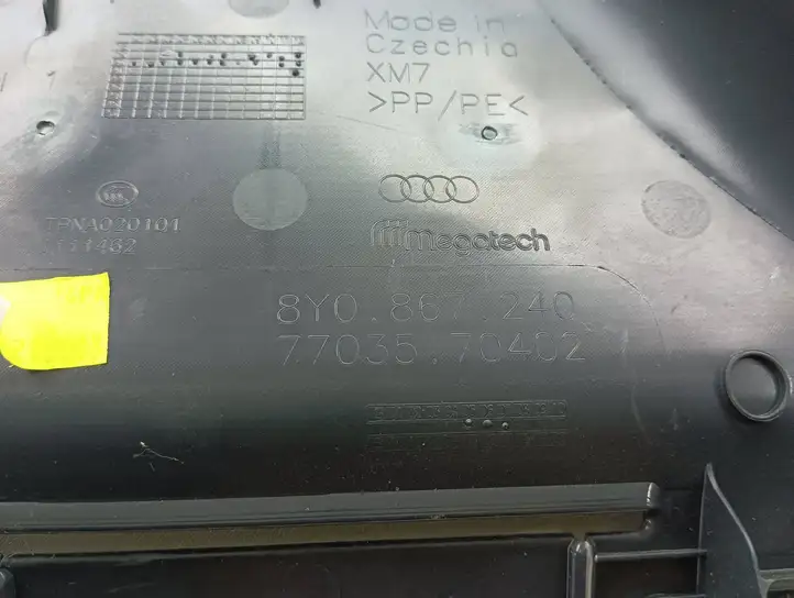 Audi A3/S3 8Y (2020 - ) 8Y0867240 Нижняя обшивка стойки B — фото 6