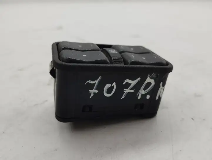 Opel Zafira A (1999 - 2003) 13363401 Кнопка стеклоподъемников — фото 3