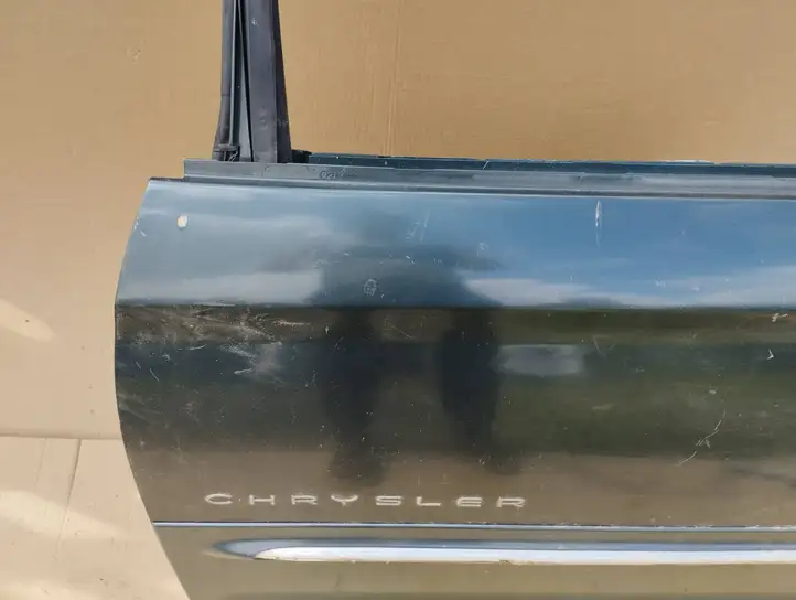 Chrysler Voyager (1996 - 2001) Дверь — фото 10