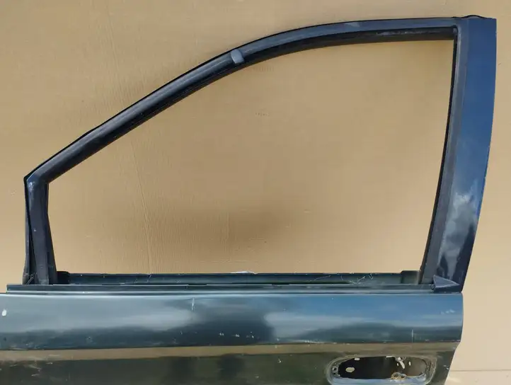 Chrysler Voyager (1996 - 2001) Дверь — фото 11