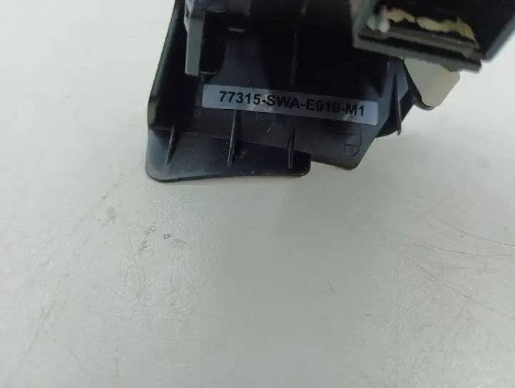 Honda CR-V (2006 - 2009)  77315SWAE010M1 Включатель датчиков парковки