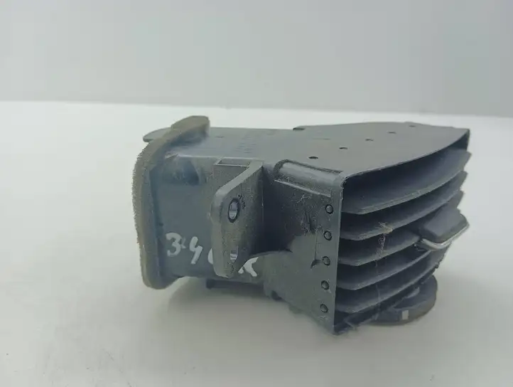 Toyota Corolla Verso AR10 (2004 - 2009) 6556414010 Боковой воздушный дефлектор — фото 2