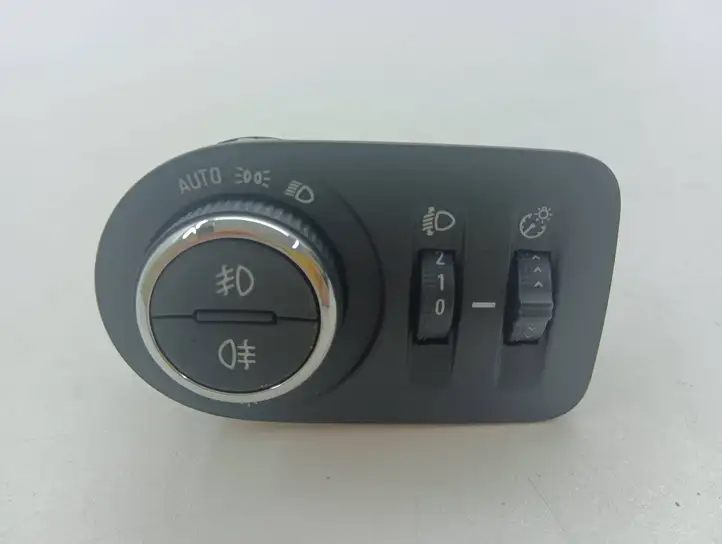 Opel Mokka B (2020 - )  9836300180 Включатель фонарей
