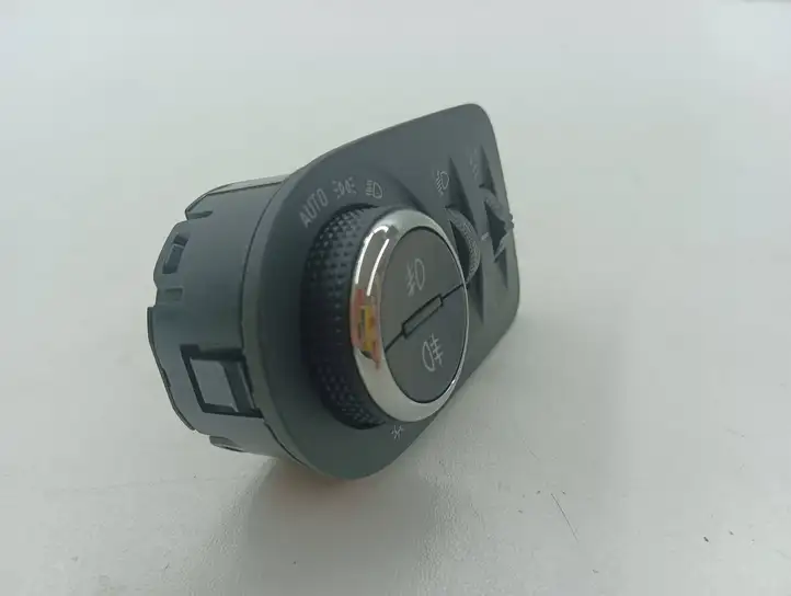 Opel Mokka B (2020 - )  9836300180 Включатель фонарей