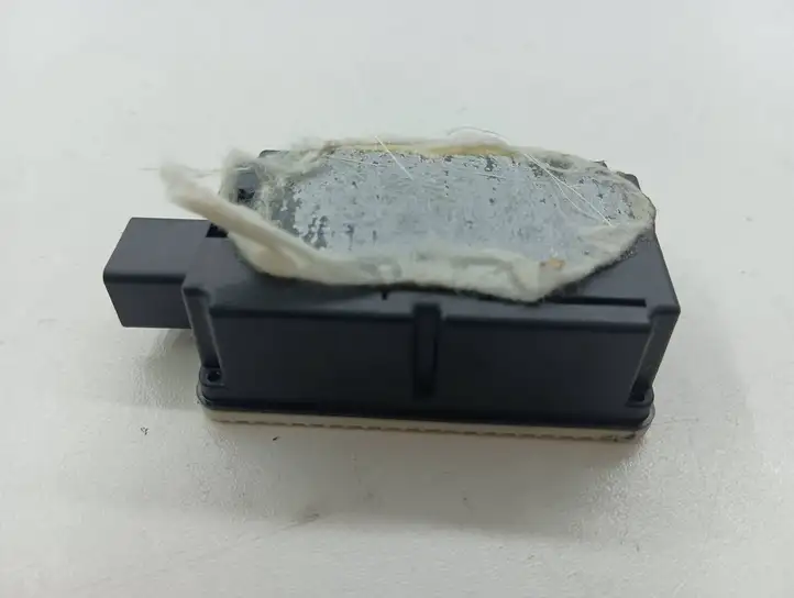Volvo S60 (2010 - 2013) 31268992 Блок управления центральным замком — фото 5