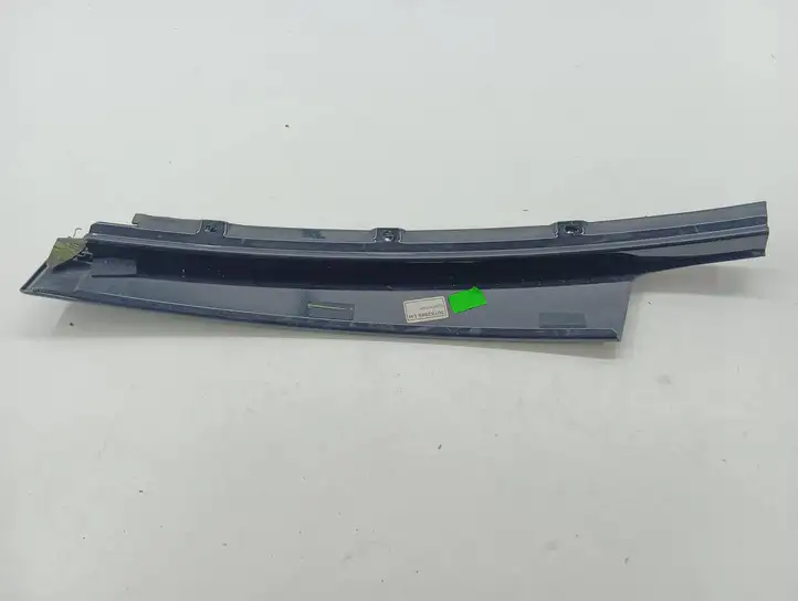 Volvo S60 (2010 - 2013) 30753999 Накладка стекла передней двери — фото 5