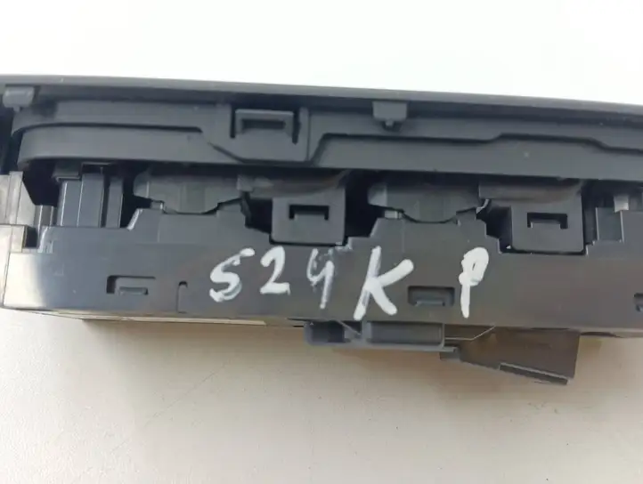 Volvo S60 (2010 - 2013) 31334346 Кнопка стеклоподъемников — фото 7