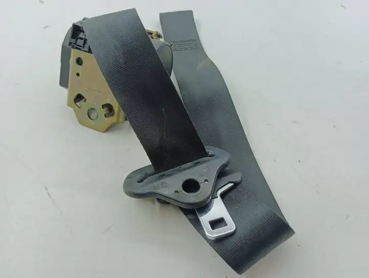 Peugeot 406 (1999 - 2006)  5500848 Передний ремень безопасности