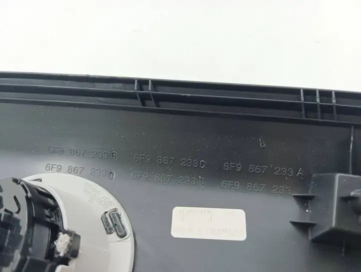 Seat Arona (2017 - ) 6F9867233G Обшивка стойки A — фото 6