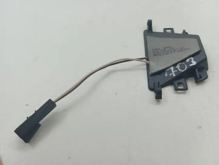 Seat Arona (2017 - ) 5TA845109 Камера в лобовом стекле — фото 2