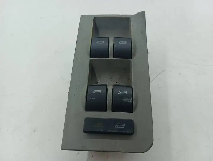 Volkswagen PASSAT B5.5 (2001 - 2005) 4B0959851 Кнопка стеклоподъемников — фото 1