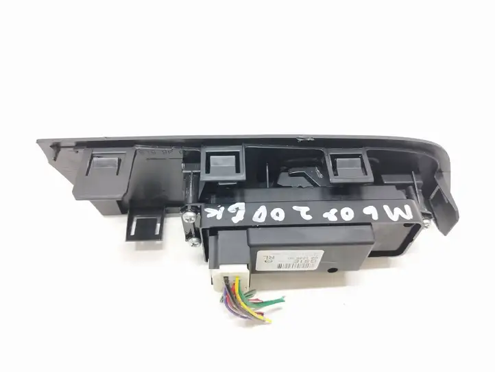 Mazda 6 (2009 - 2012) GS1E66380 Кнопка стеклоподъемников — фото 2