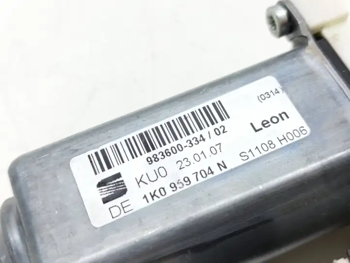 Seat Leon (1P) (2005 - 2012) 1K0959704N Стеклоподъемник задней двери — фото 2