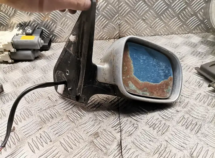 Volkswagen Golf IV (1998 - 2005)   Зеркало боковое с электрическим приводом