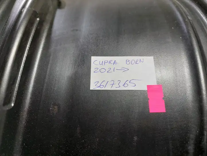 Cupra Born (2021 - ) 10E601025 Легкосплавный колесный диск R19 — фото 10
