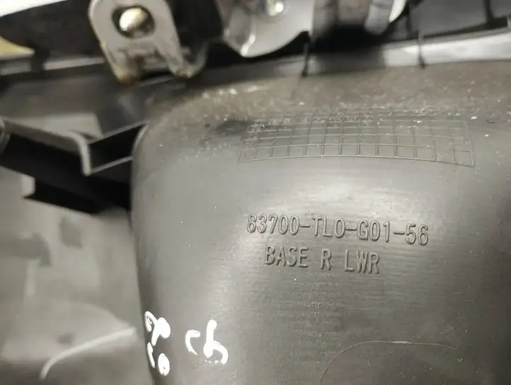 Honda Accord (2008 - 2016) 83700TL0G0156 Обшивка задней двери — фото 9