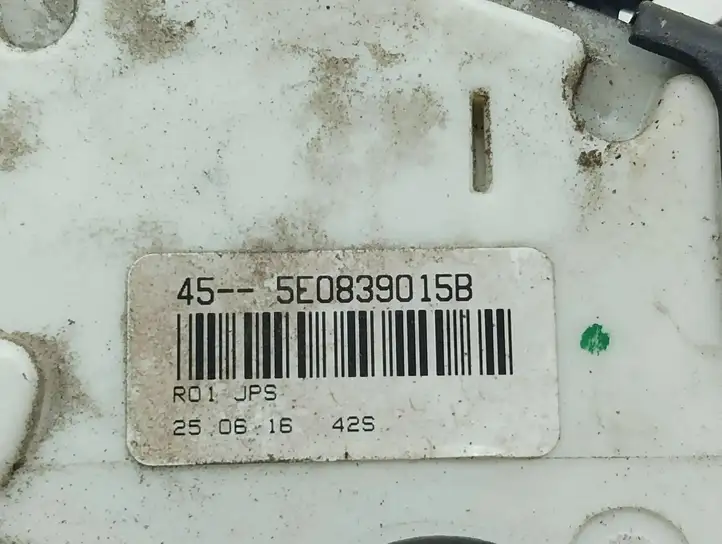 Volkswagen PASSAT B8 (2015 - ) 5E0839015B Замок задней двери — фото 5