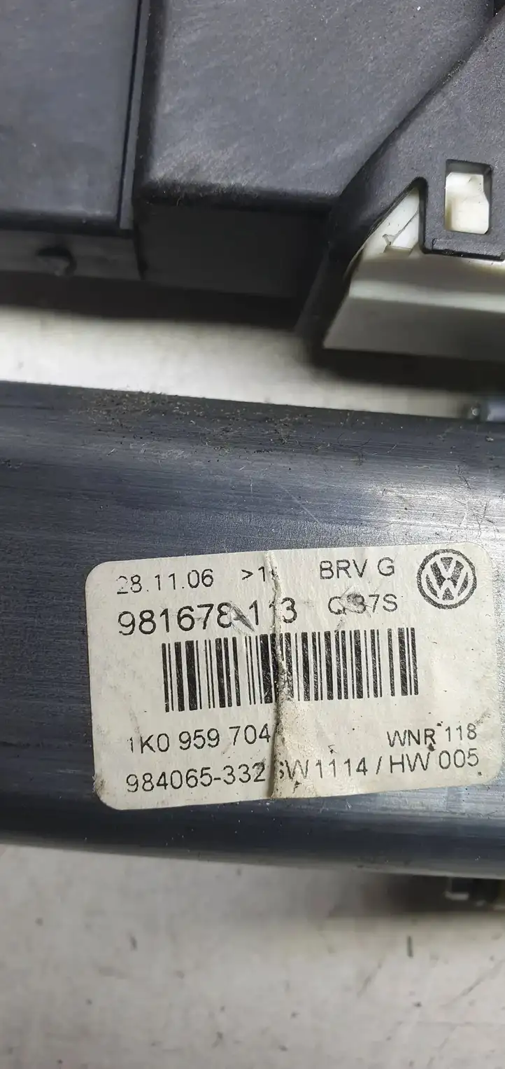 Volkswagen PASSAT B6 (2005 - 2010) 1K0959704 Стеклоподъемник задней двери — фото 5